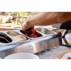 Ooni Pizzabelag-Station Schwarz-Edelstahl 14 Ooni Pizzabelag-Station Schwarz-Edelstahl -Gartenpflege Geschäft 060568345192 11029300 A 01