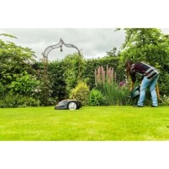 Yard Force Mähroboter SA650B Für Mähflächen Bis 650 M² Mit Bluetooth App -Gartenpflege Geschäft 8573677 2254 7